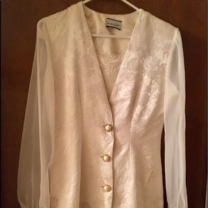 Classic holiday top. Jacquard pattern. Long sleeve